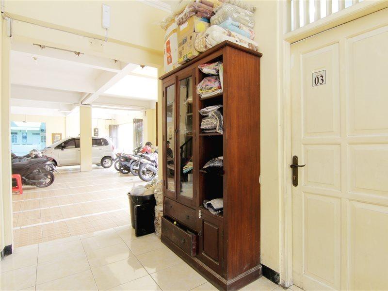 Готель Jj House Gejayan Kejayan Екстер'єр фото